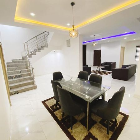4-Bedroom Apartment Abuja Eksteriør billede